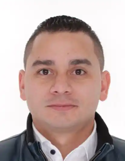 Felipe Ospina A. - Director General